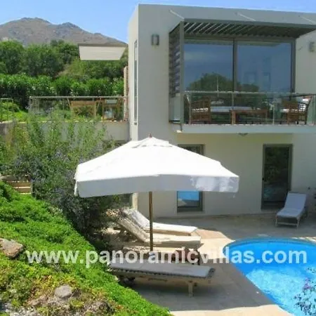 Villa Sleeps 10 Pool Air Con Wifi Ortakent