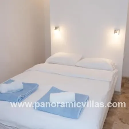 Sleeps 10 Pool Air Con Wifi Ortakent